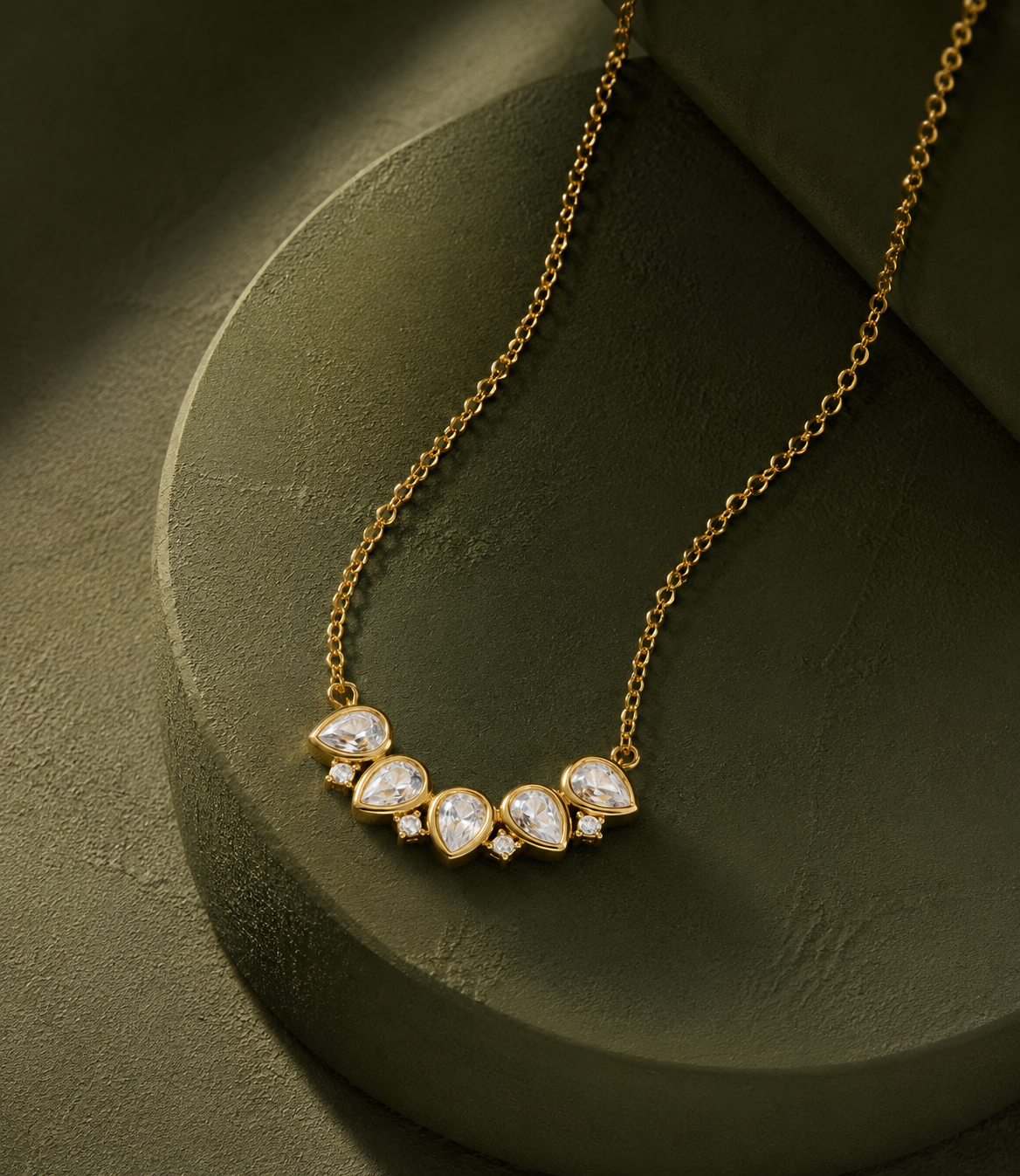 Aveline Necklace