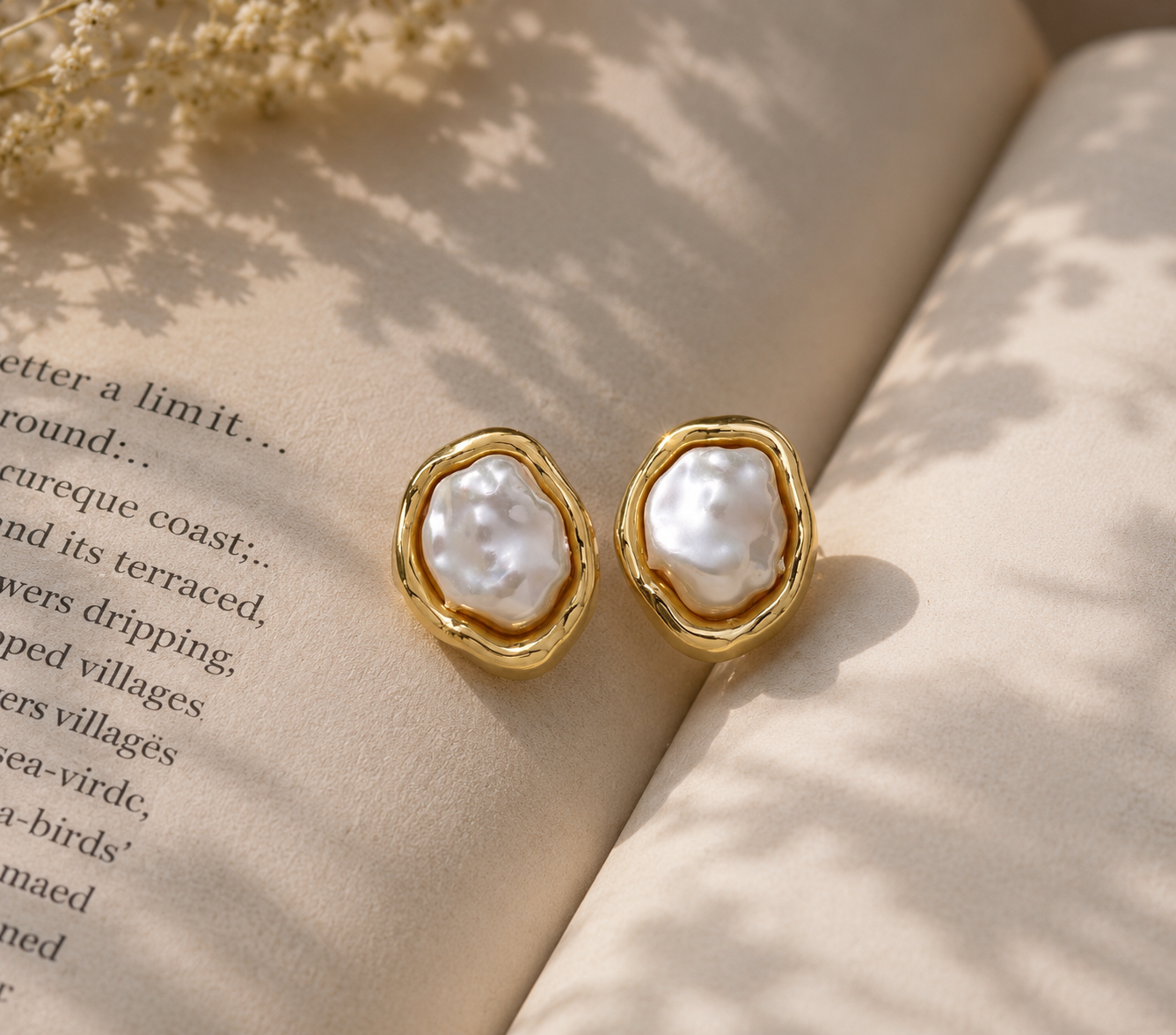 Marée Baroque Pearl Stud