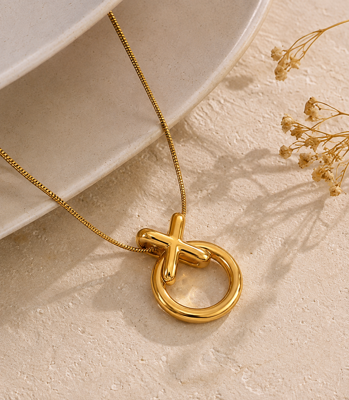 Liora Pendant